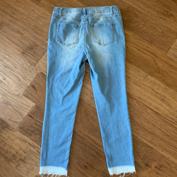 Versona Dip Dyed Frayed Hem Light Wash Denim Five Pocket Jeans Women's … - Picture 4 of 10